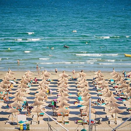 Blacksearama Apartment- Spa, Pools And Parking Mamaia Exterior photo