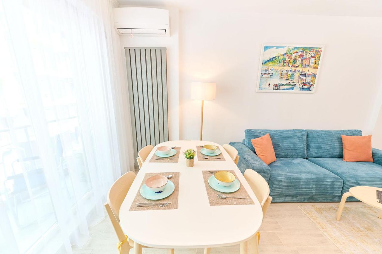 Blacksearama Apartment- Spa, Pools And Parking Mamaia Exterior photo