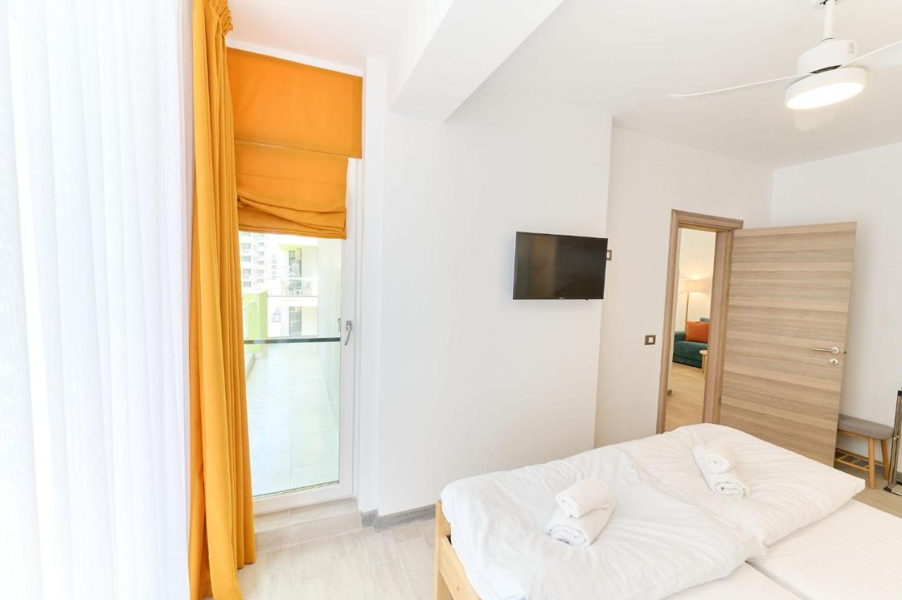 Blacksearama Apartment- Spa, Pools And Parking Mamaia Exterior photo