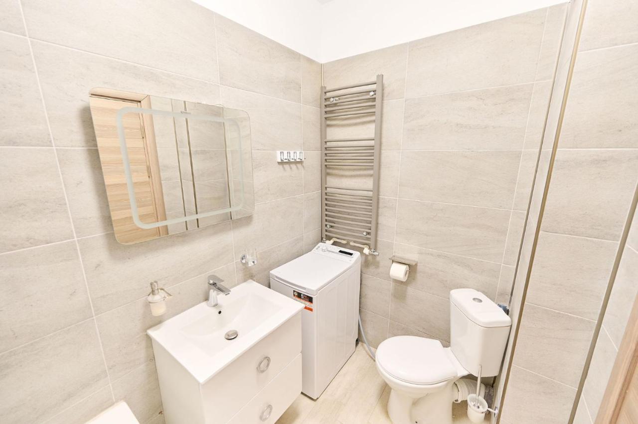 Blacksearama Apartment- Spa, Pools And Parking Mamaia Exterior photo